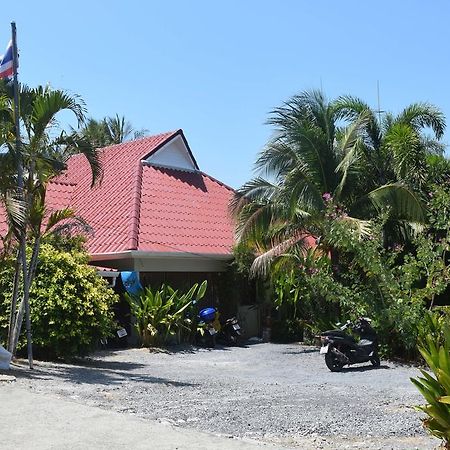 Sanuk Bungalows Rawai Luaran gambar
