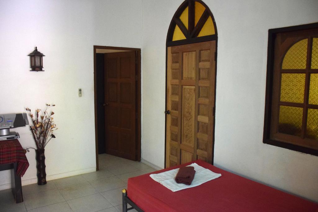 Sanuk Bungalows Rawai Luaran gambar