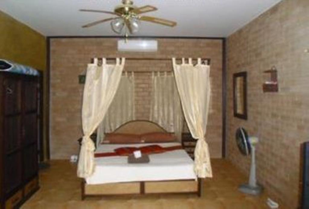 Sanuk Bungalows Rawai Bilik gambar