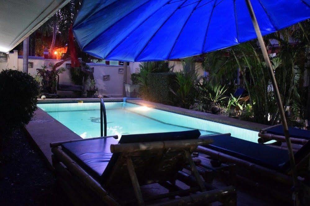 Sanuk Bungalows Rawai Luaran gambar